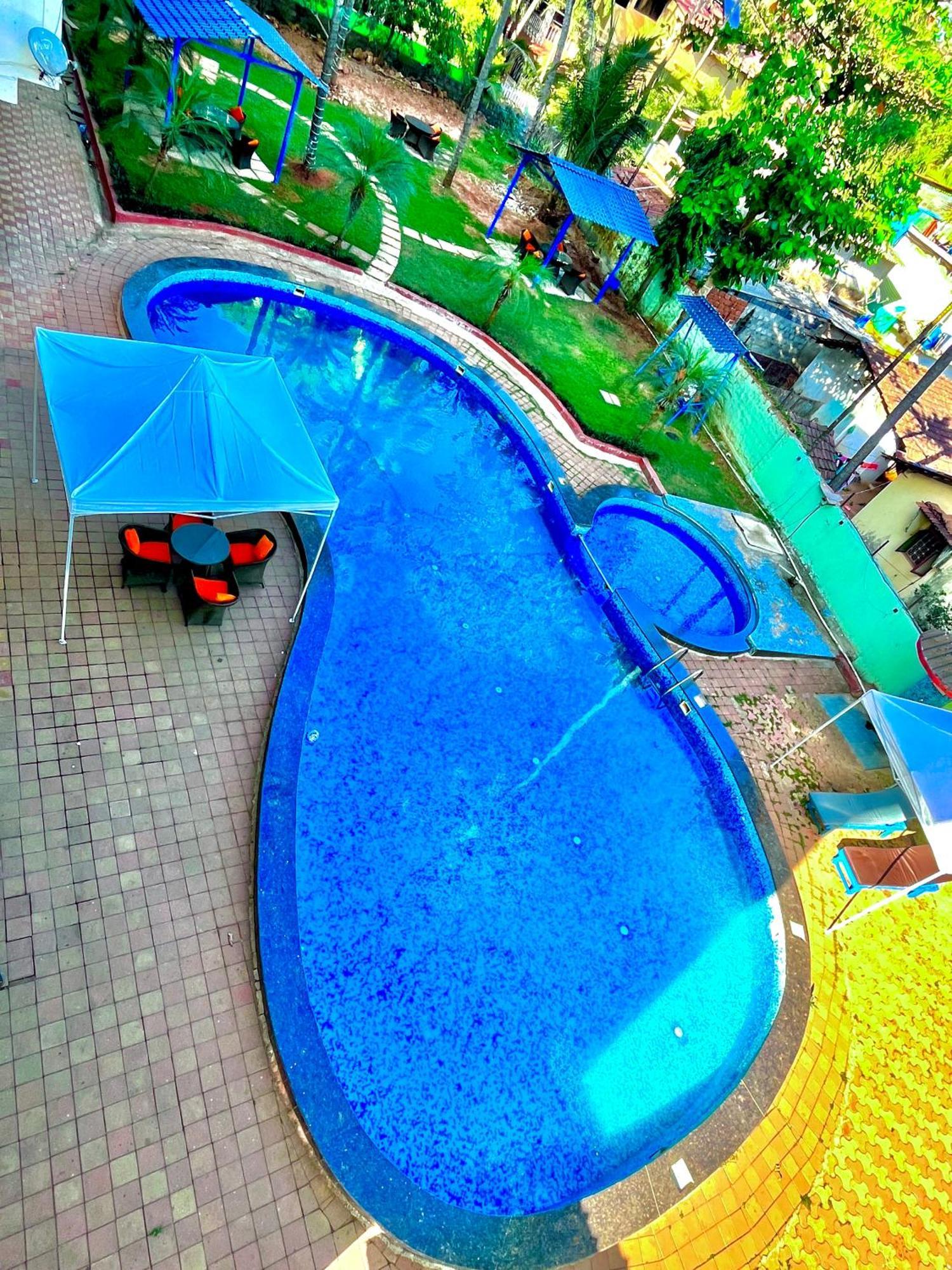 Summer Beach Resort, Goa - #Near Baga Beach #Swimming Pool #Garden #Bar #Lift #Premium Rooms #Property Of The Year #70565-84665 كالانغيُت المظهر الخارجي الصورة
