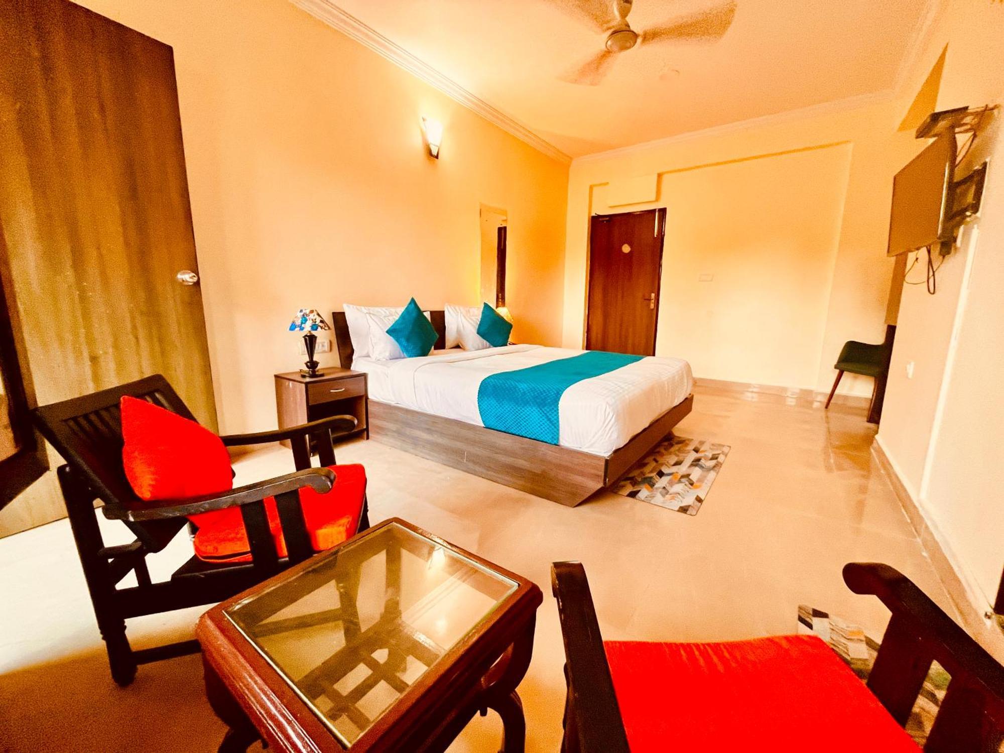 Summer Beach Resort, Goa - #Near Baga Beach #Swimming Pool #Garden #Bar #Lift #Premium Rooms #Property Of The Year #70565-84665 كالانغيُت المظهر الخارجي الصورة